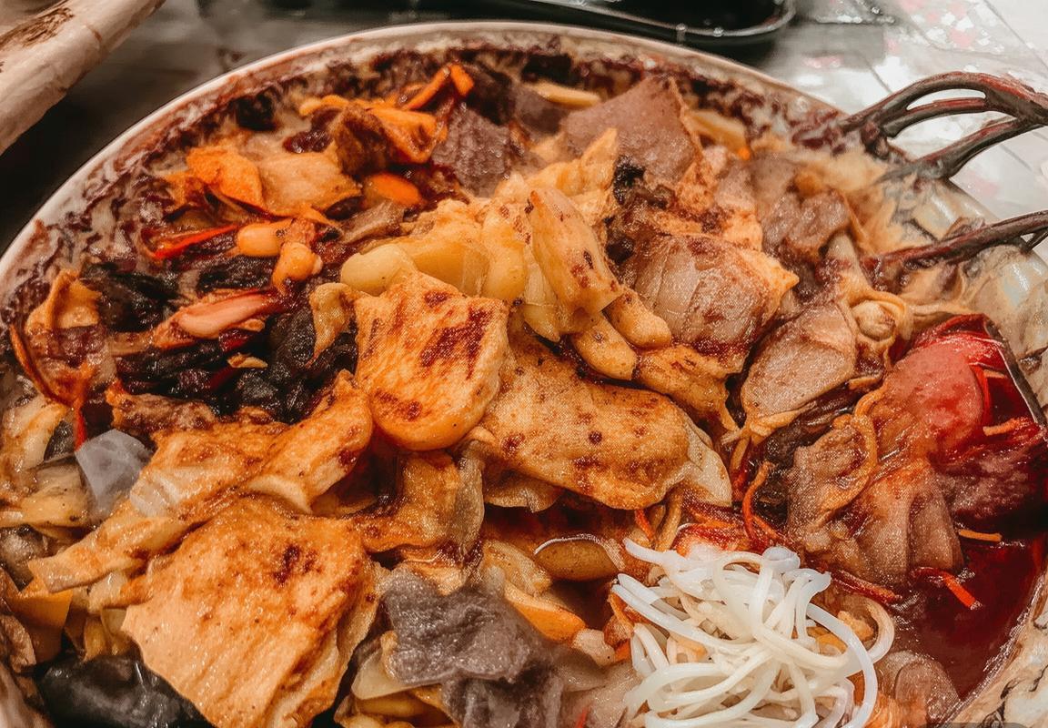 欧冠：瓜迪奥拉战术完胜，曼城压制皇家马德里晋级关键战